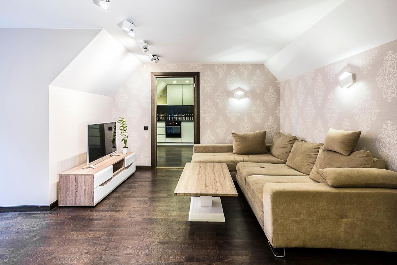 Winwinstay Apartments In Heart Of Old Town Riga Exteriör bild